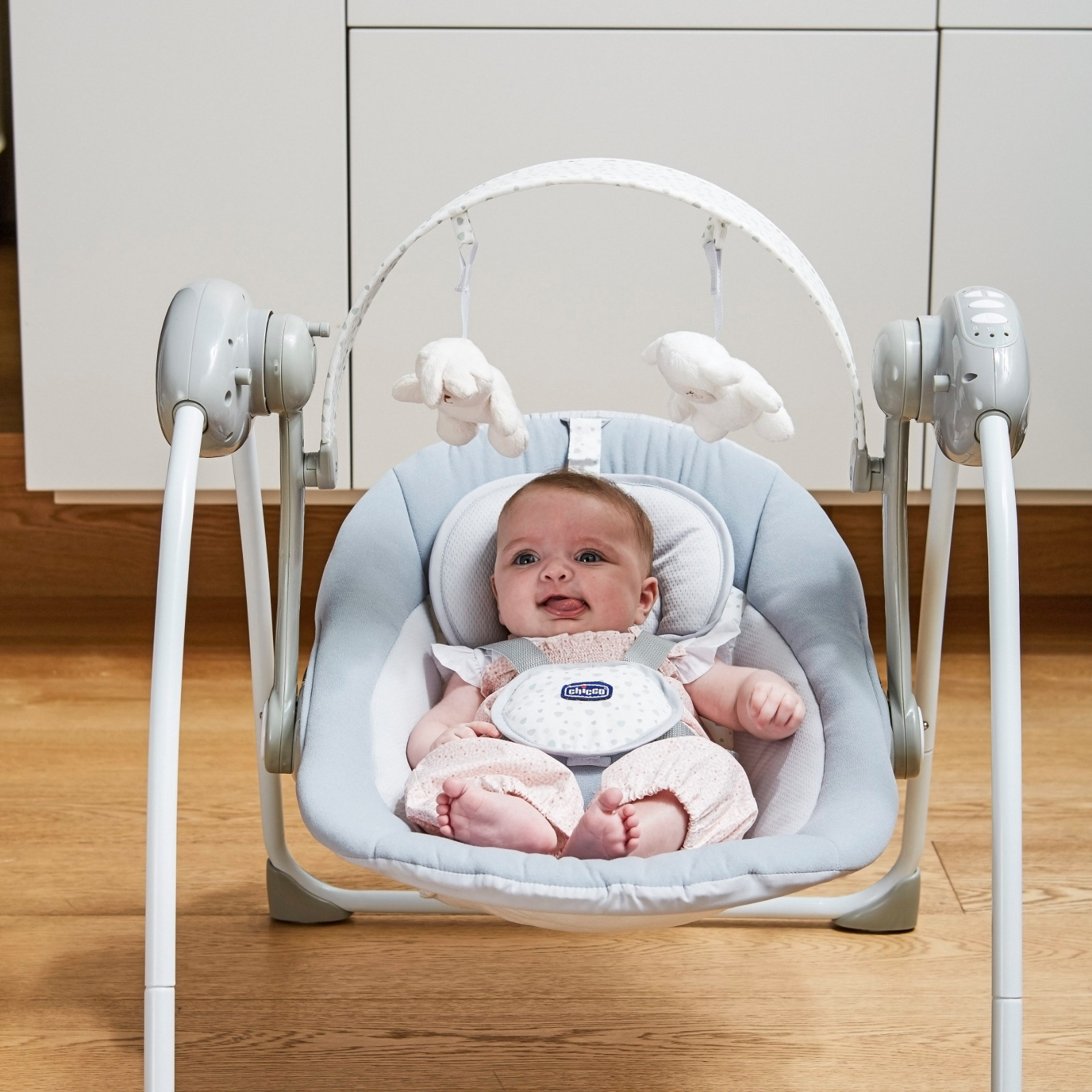 chicco musical baby swing